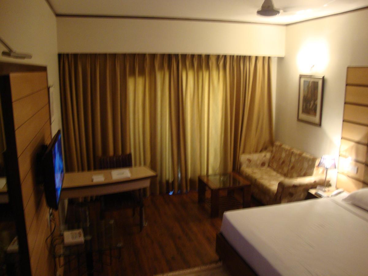 بانتشكولا Hotel North Park المظهر الخارجي الصورة